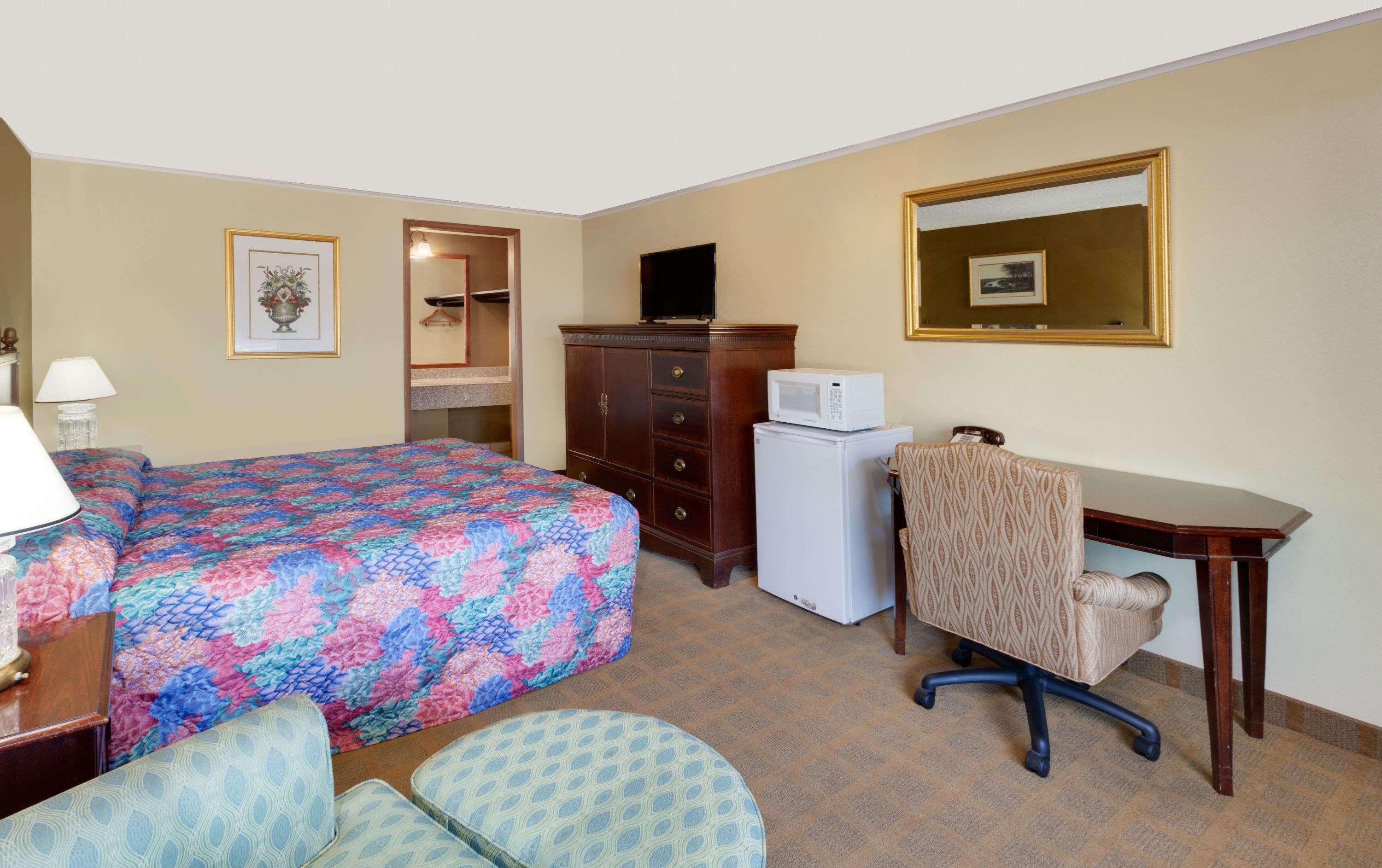 Knights Inn Bridgeport Frankenmuth Экстерьер фото
