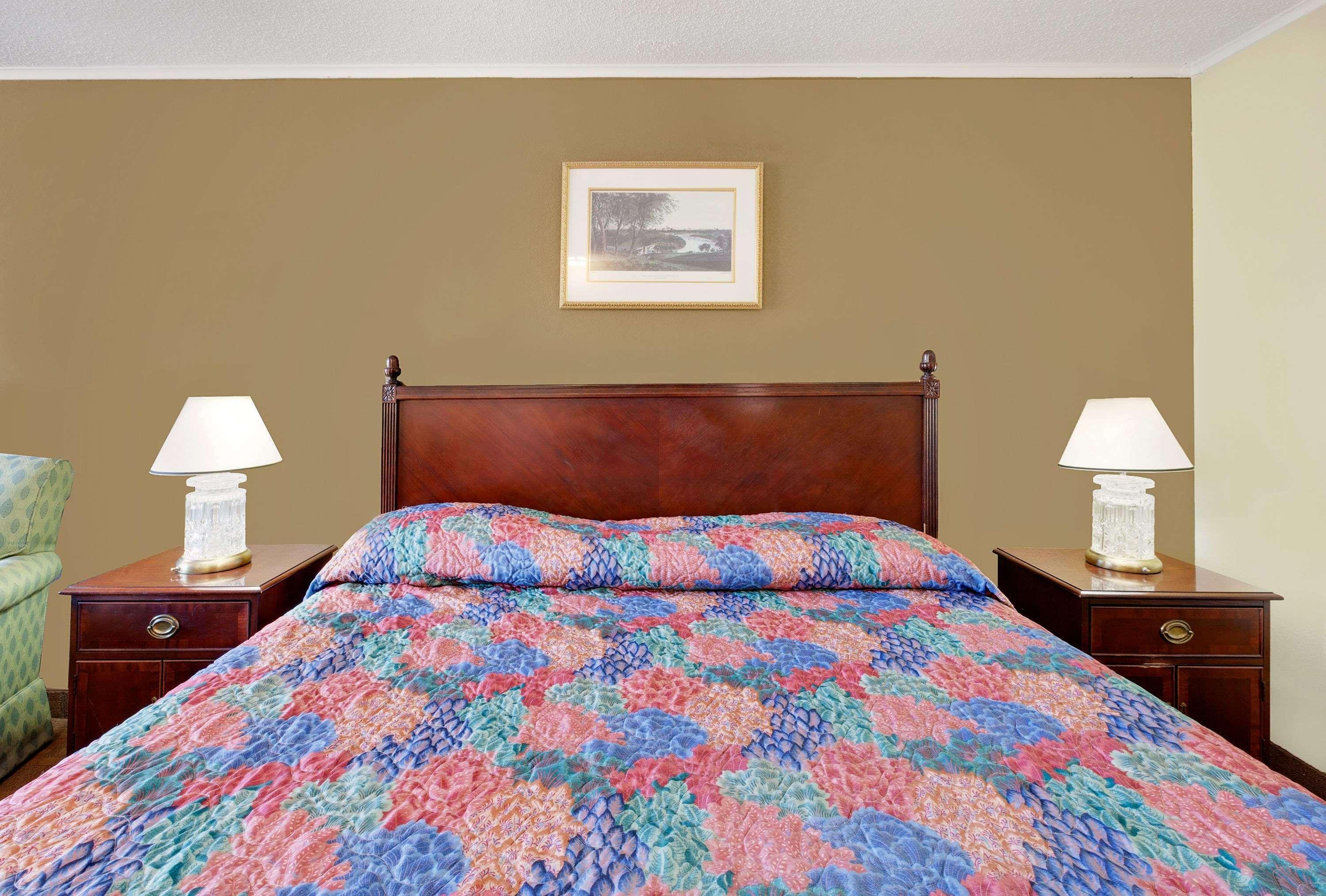 Knights Inn Bridgeport Frankenmuth Экстерьер фото