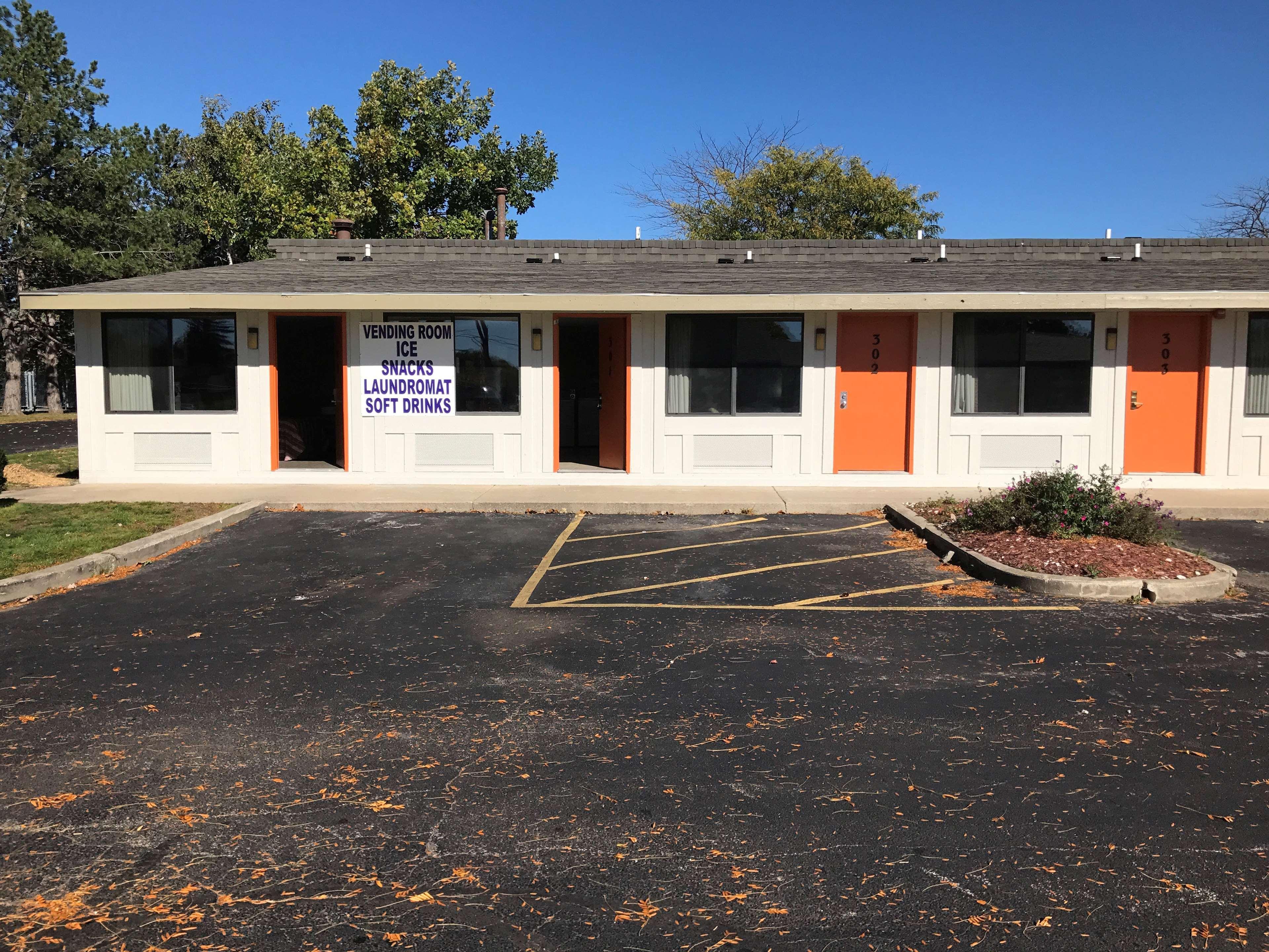 Knights Inn Bridgeport Frankenmuth Экстерьер фото