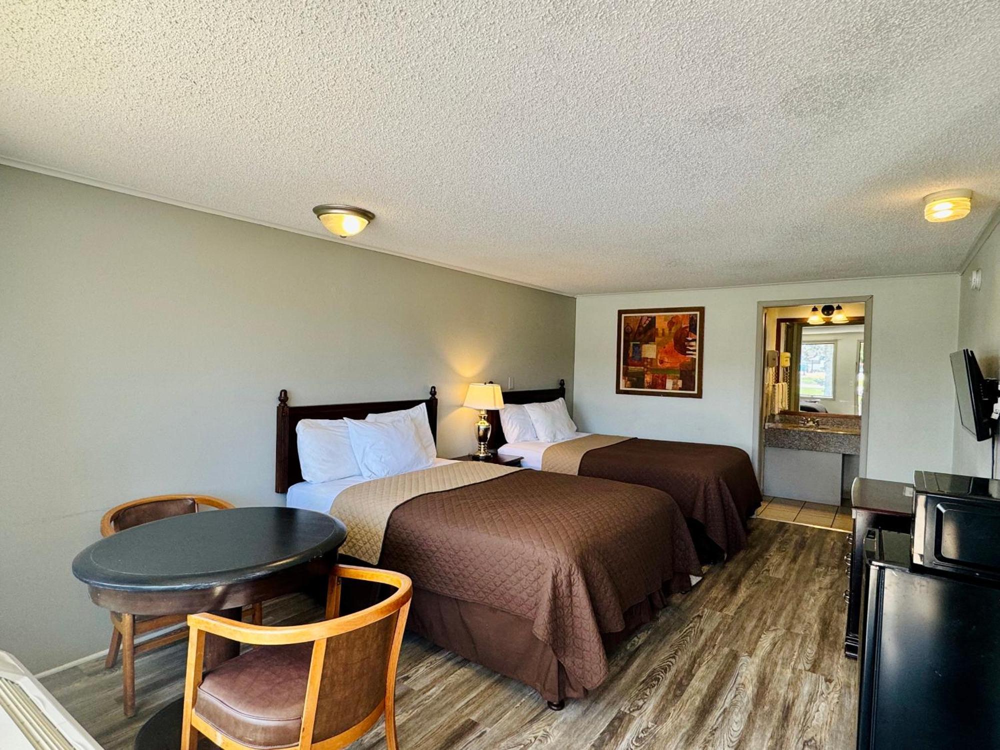 Knights Inn Bridgeport Frankenmuth Экстерьер фото